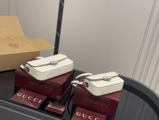 グッチバッグ GUCCI 2025新作 ヴィンテージサドルバッグ