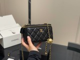 シャネルバッグ CHANEL 2025新作 化粧ポーチ