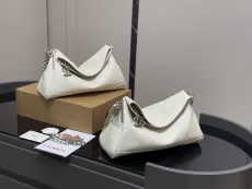 シャネルバッグ CHANEL 2025新作 ダイヤモンド折りたたみバッグ