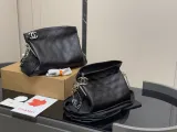 シャネルバッグ CHANEL 2025新作 ダイヤモンド折りたたみバッグ
