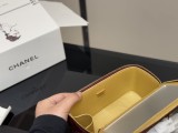 シャネルバッグ CHANEL 2025新作 化粧ポーチ