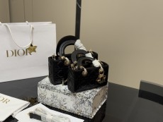 ディオールバッグ DIOR 2025新作 横長プリンセスダイアナバッグ
