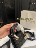 ディオールバッグ DIOR 2025新作 ミニプリンセスダイアナバッグ