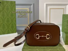 グッチバッグ GUCCI 2025新作 レトロカメラバッグ