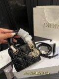 ディオールバッグ DIOR 2025新作 ミニプリンセスダイアナバッグ