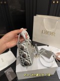 ディオールバッグ DIOR 2025新作 ミニプリンセスダイアナバッグ
