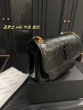サンローランバッグ Yves Saint Laurent 2025新作 さまようバッグ