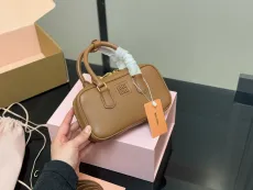 ミュウミュウバッグ Miu Miu 2025新作 ボウリングミニバッグ