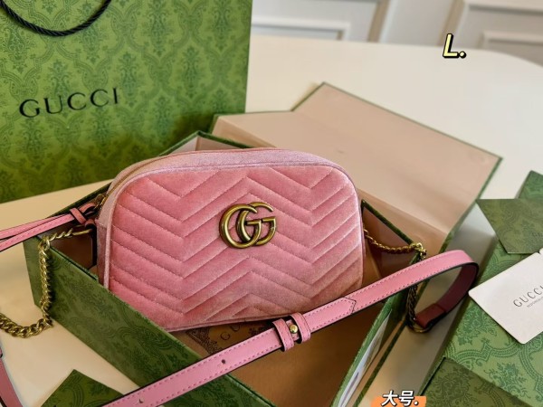 グッチバッグ GUCCI 2025新作 カメラバッグ