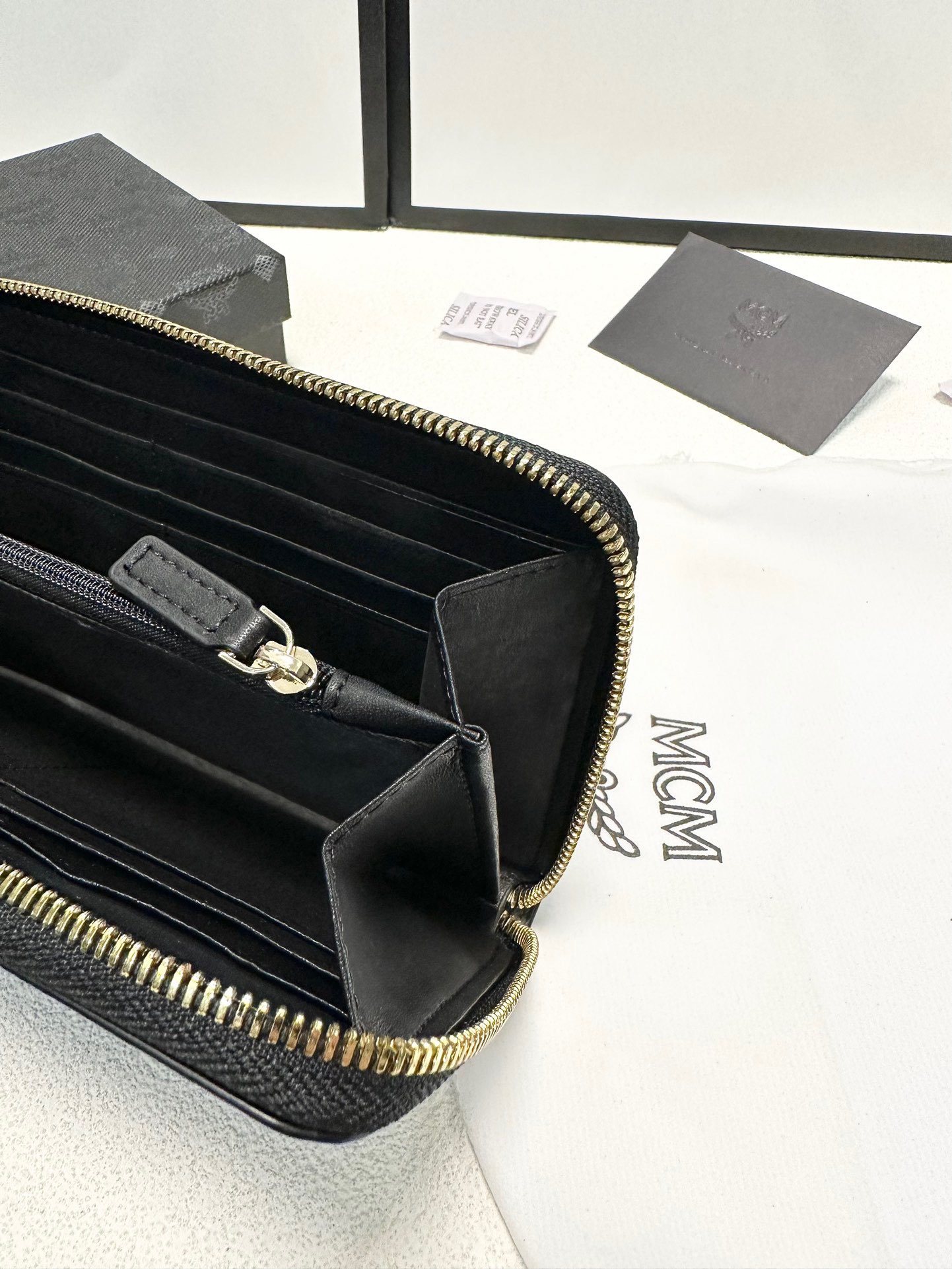 エムシーエム財布 MCM 2025新作 財布