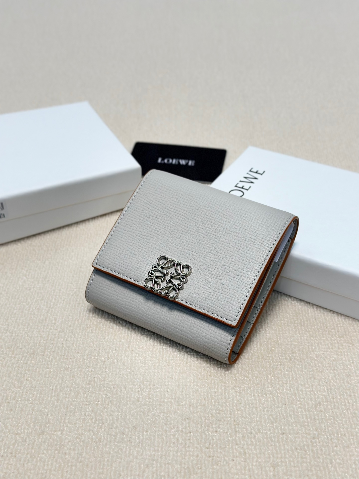 ロエベ財布 LOEWE 2025新作 財布