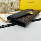 フェンディ財布 FENDI 2025新作 財布 2604