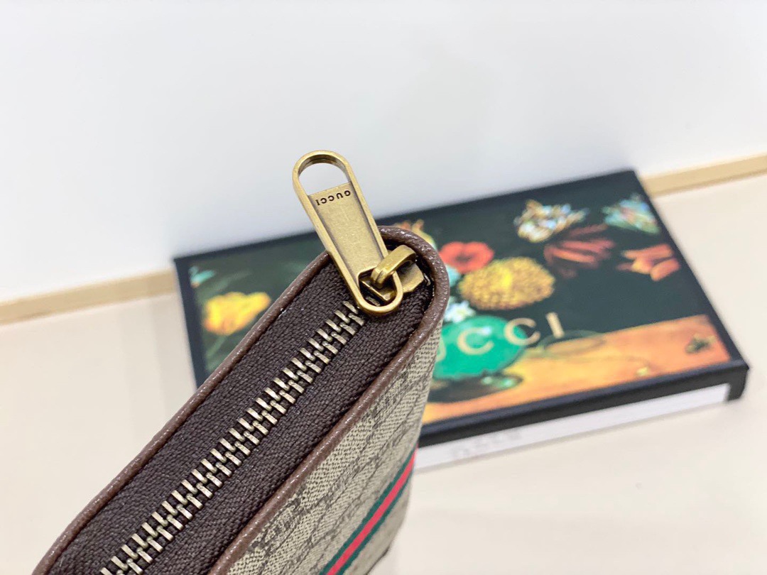 グッチ財布 GUCCI 2025新作 財布 557696