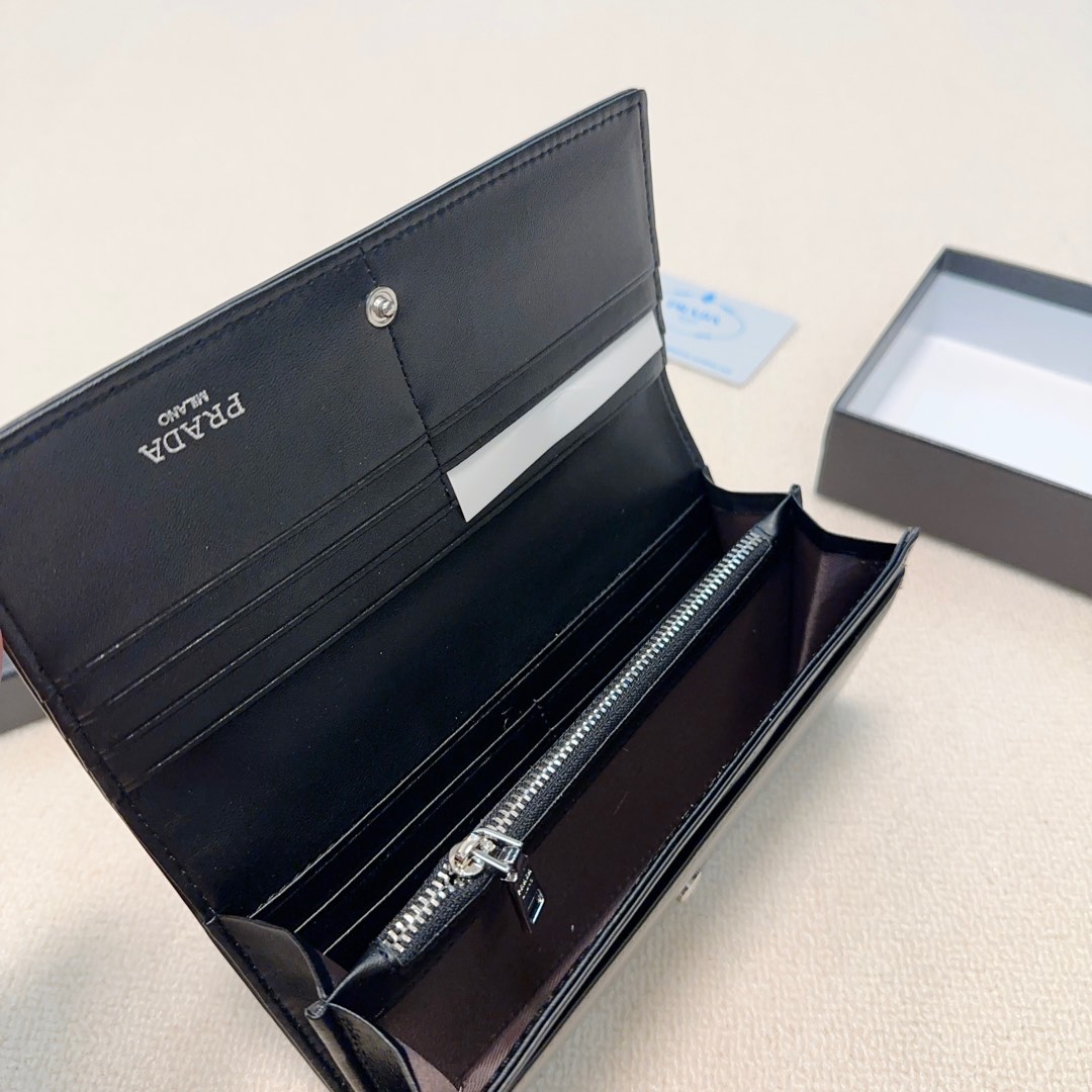 プラダ財布 PRADA 2025新作 財布