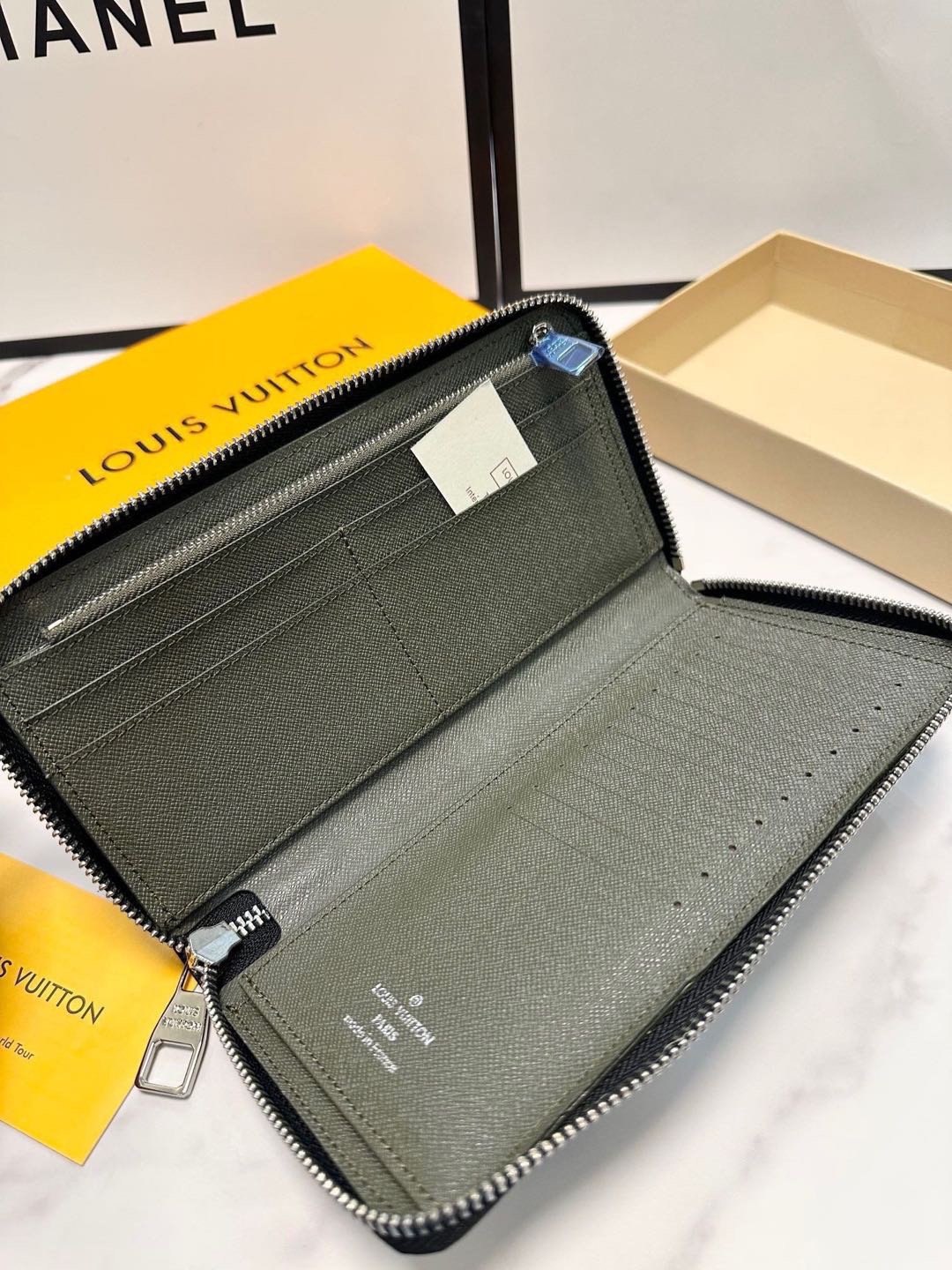 ルイヴィトン財布 LOUIS VUITTON 2025新作 財布