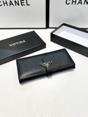 プラダ財布 PRADA 2025新作 財布