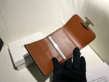 セリーヌ財布 CELINE 2025新作 財布 16331