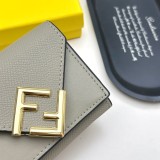 フェンディ財布 FENDI 2025新作 財布 8352