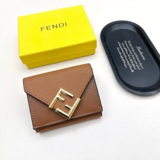 フェンディ財布 FENDI 2025新作 財布 8352