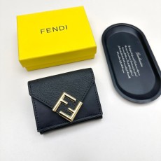 フェンディ財布 FENDI 2025新作 財布 8352
