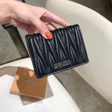 ミュウミュウ財布 Miu Miu 2025新作 財布