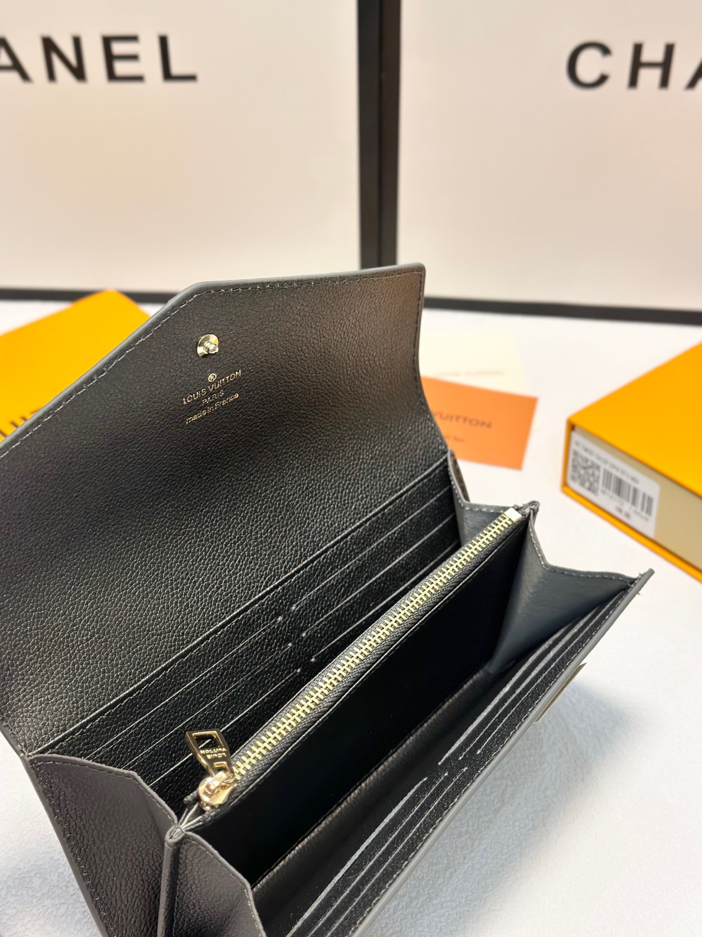 ルイヴィトン財布 LOUIS VUITTON 2025新作 財布