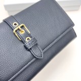 セリーヌ財布 CELINE 2025新作 財布 4776