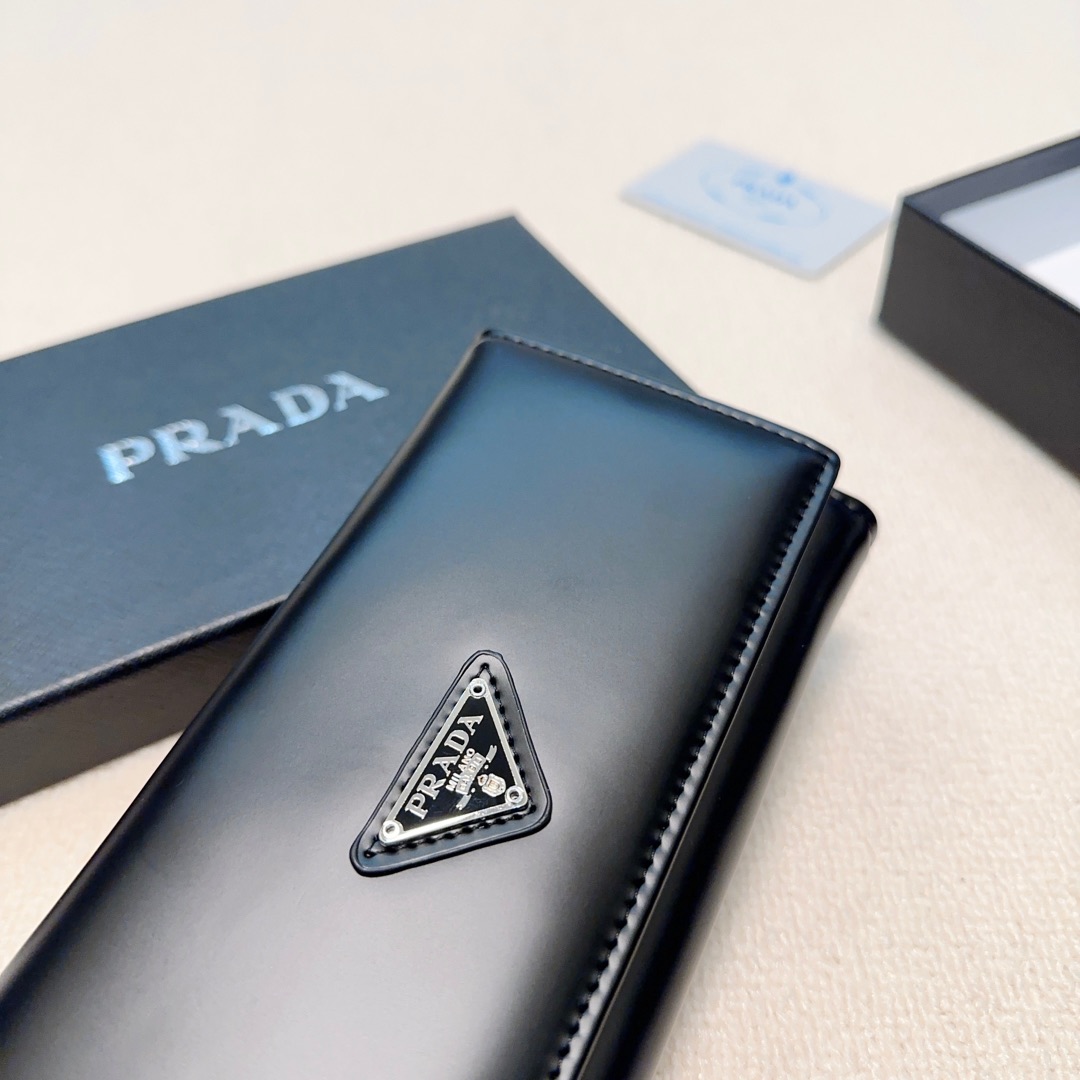 プラダ財布 PRADA 2025新作 財布