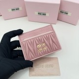 ミュウミュウ財布 Miu Miu 2025新作 財布 3514