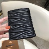 ミュウミュウ財布 Miu Miu 2025新作 財布