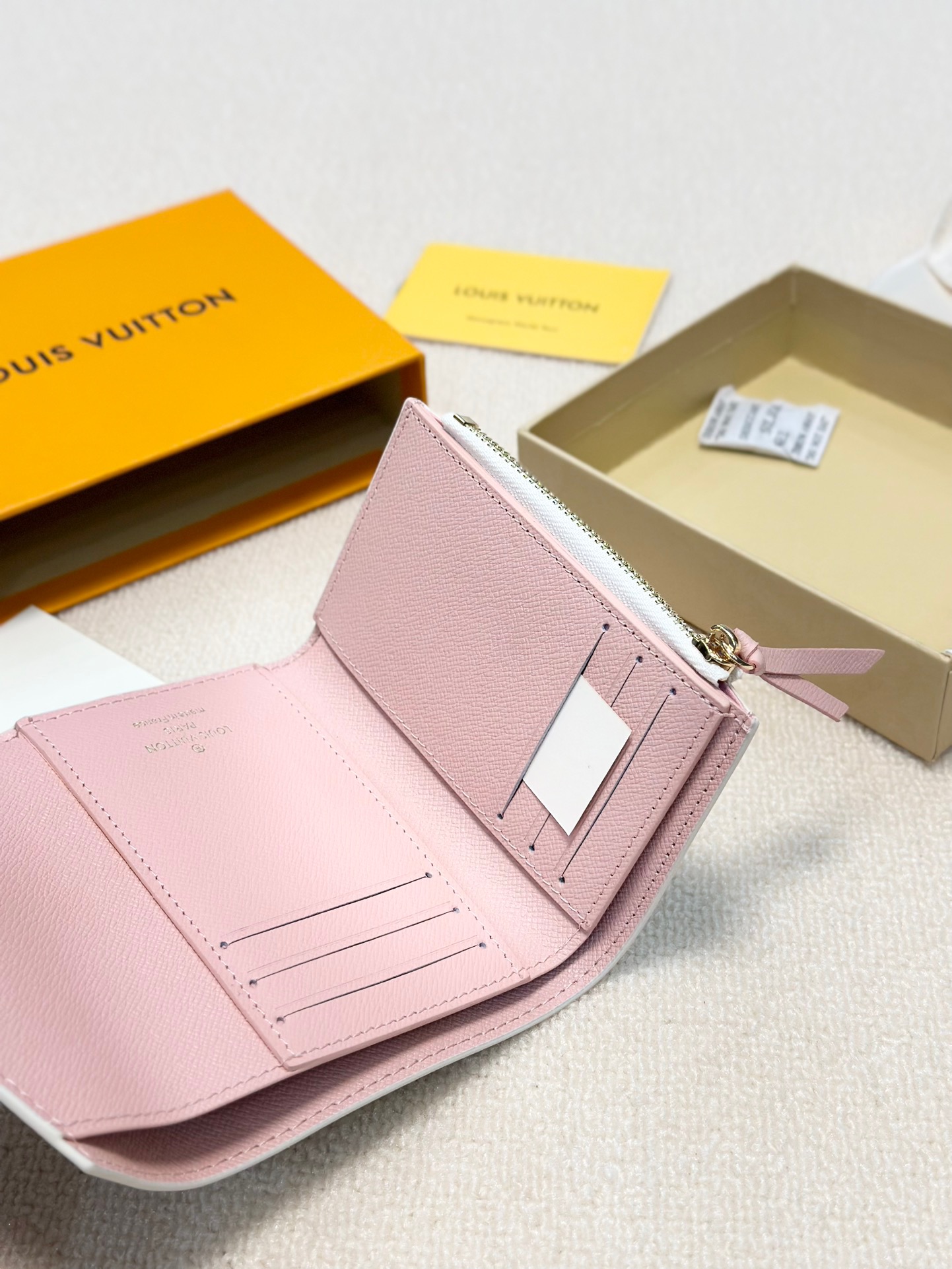 ルイヴィトン財布 LOUIS VUITTON 2025新作 財布