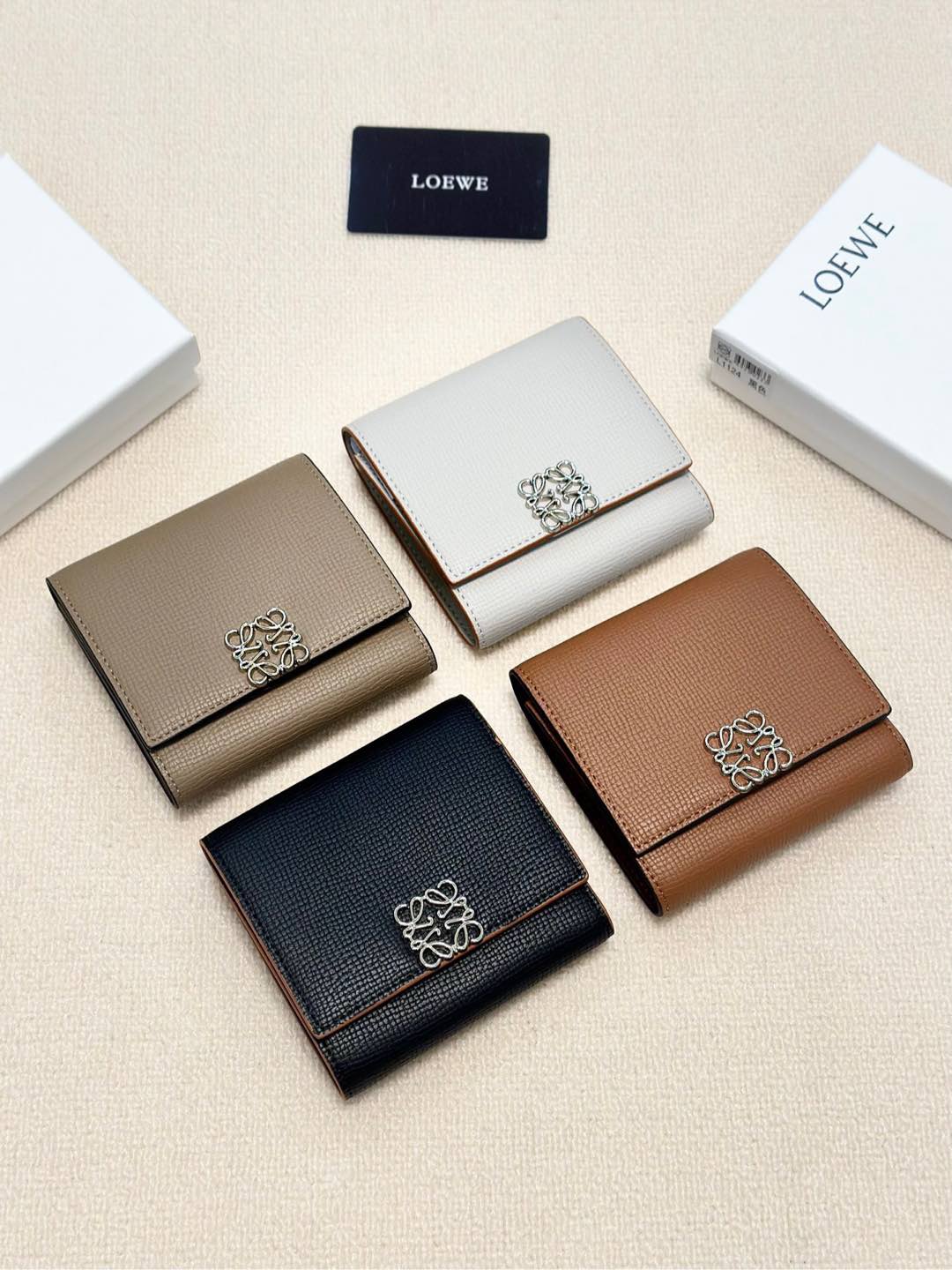 ロエベ財布 LOEWE 2025新作 財布
