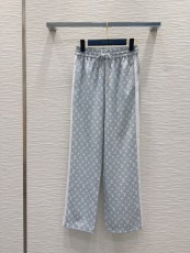 ルイヴィトン服 LOUIS VUITTON 2025新作 ズボン