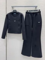 プラダ服 PRADA 2025新作 宇宙綿スーツ
