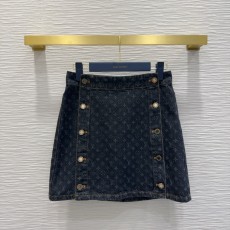 ルイヴィトン服 LOUIS VUITTON 2025新作 デニムスーツ