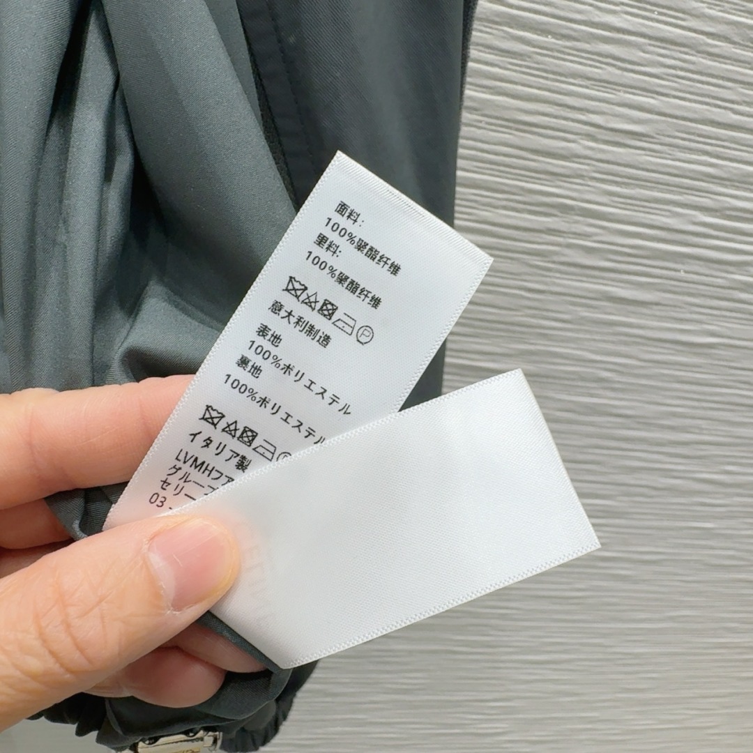 セリーヌ服 CELINE 2025新作 セット