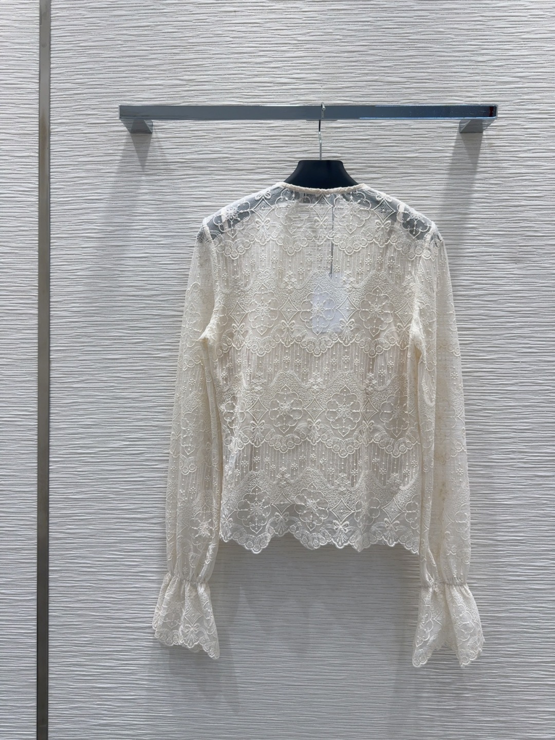 ヴァレンティノ服 VALENTINO 2025新作 レーストップ