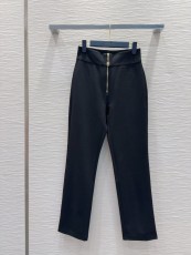 ルイヴィトン服 LOUIS VUITTON 2025新作 ズボン