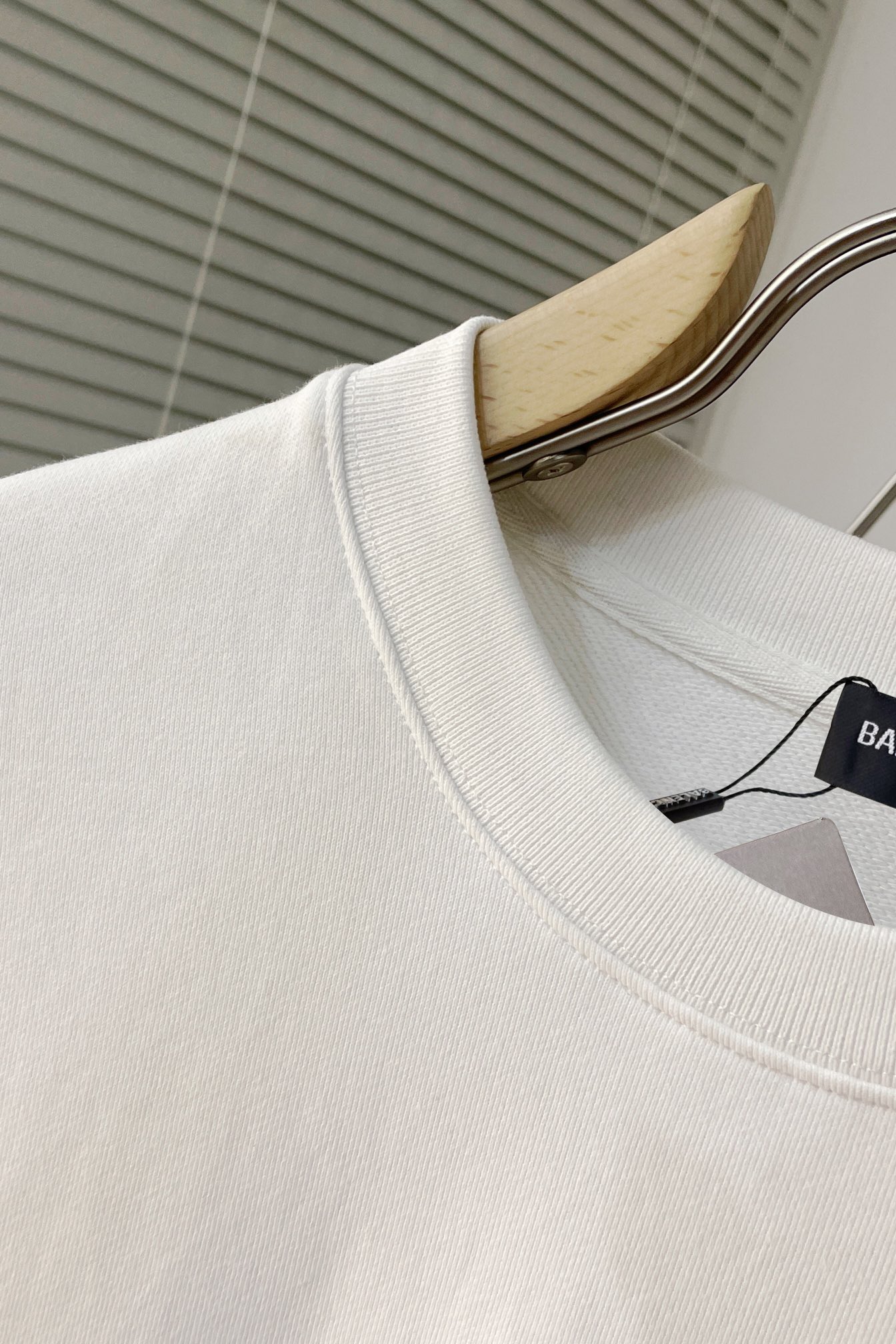 バレンシアガ服 BALENCIAGA 2025新作 クルーネックスウェットシャツ