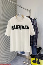 バレンシアガ服 BALENCIAGA 2025新作 半袖Tシャツ