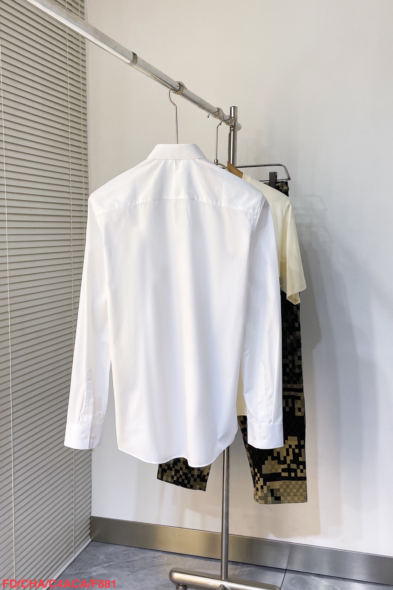 フェンディ服 FENDI 2025新作 長袖シャツ