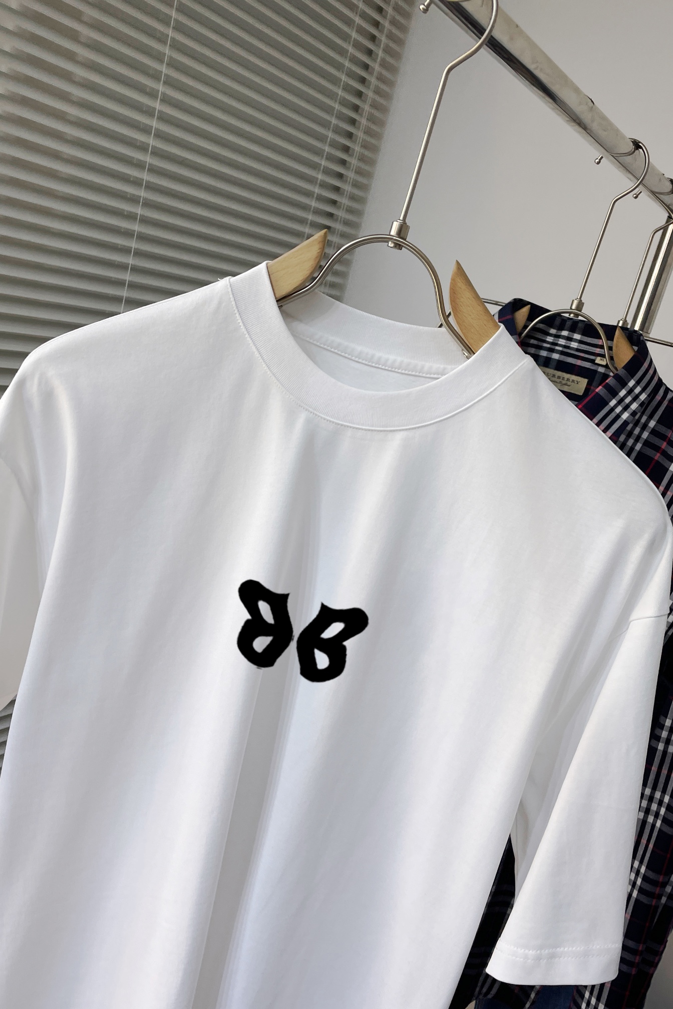 バレンシアガ服 BALENCIAGA 2025新作 半袖Tシャツ