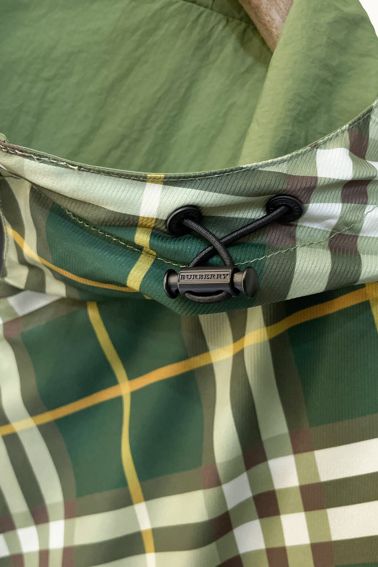 バーバリー服 BURBERRY 2025新作 フード付きジャケット