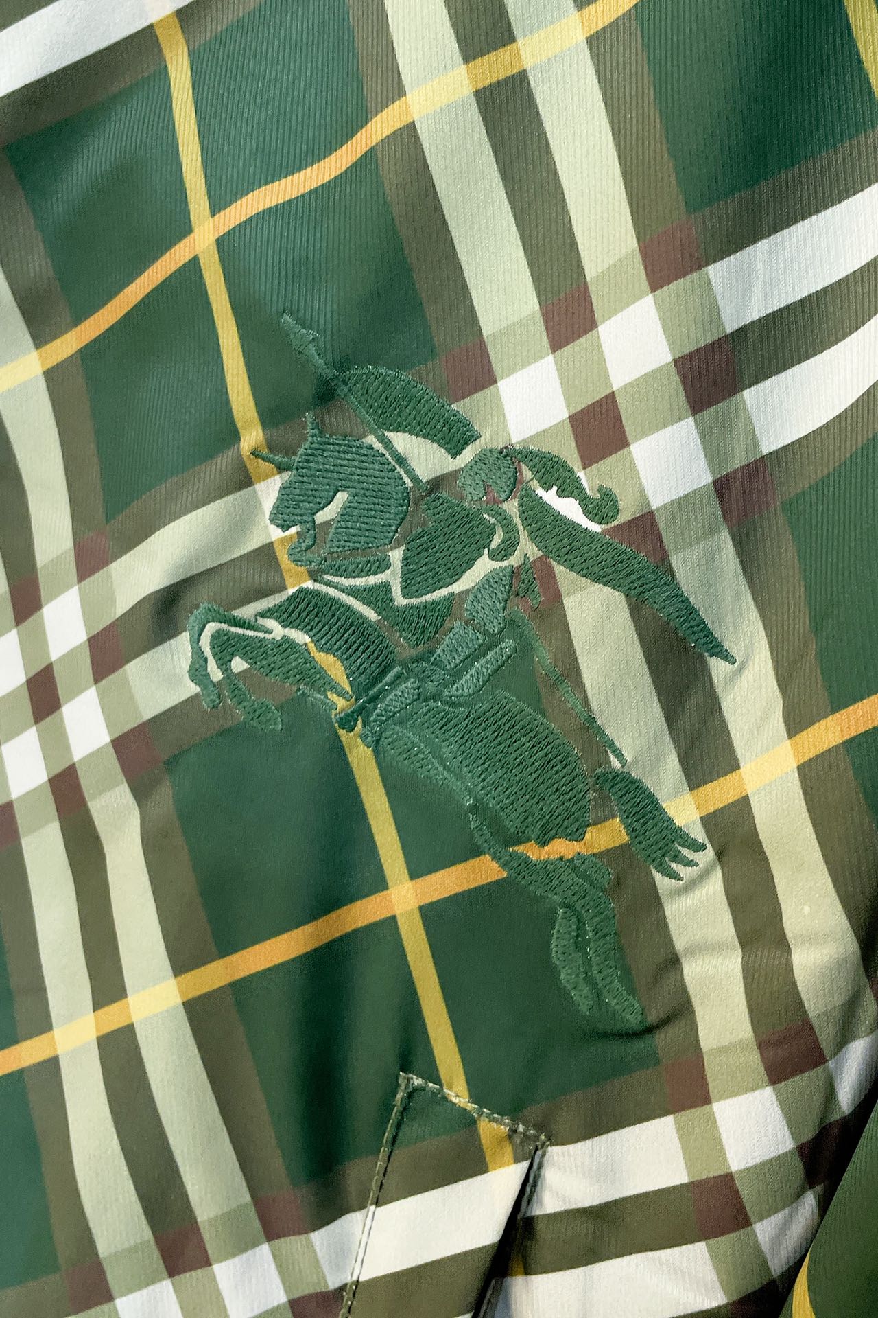 バーバリー服 BURBERRY 2025新作 フード付きジャケット