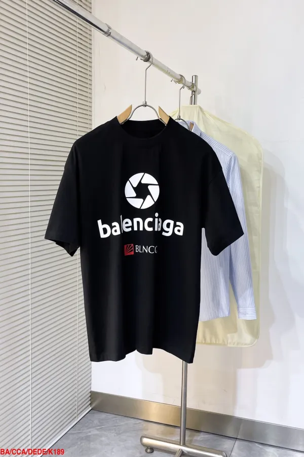 バレンシアガ服 BALENCIAGA 2025新作 フード付きジャケット