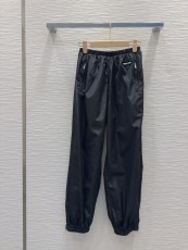 ミュウミュウ服 Miu Miu 2025新作 ズボン
