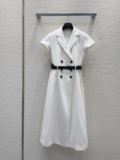 ディオール服 DIOR 2025新作 スーツのスカート