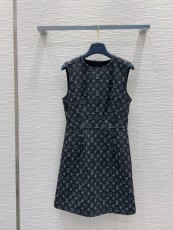 ルイヴィトン服 LOUIS VUITTON 2025新作 デニムスーツ