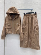 プラダ服 PRADA 2025新作 作業服スーツ