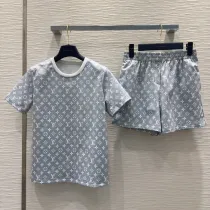 ルイヴィトン服 LOUIS VUITTON 2025新作 Tシャツセット
